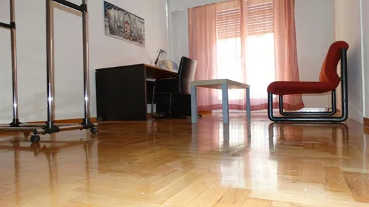 Rooms in Athens Agios Nikolaos - photo 4