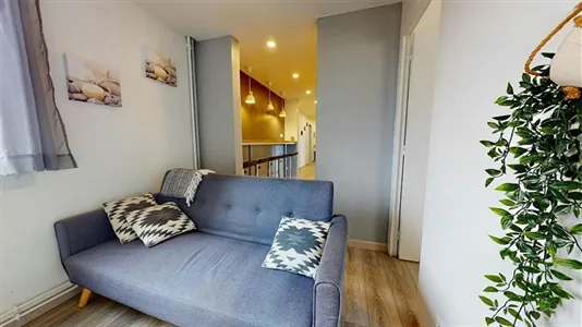 Rooms in Toulouse - photo 3