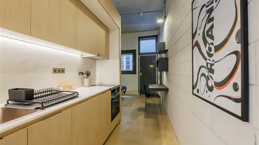 Apartments in Barcelona Ciutat Vella - photo 7