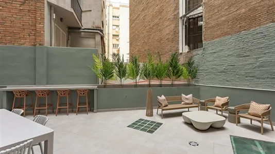 Apartments in Barcelona Eixample - photo 3