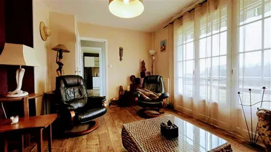 Houses in Autun - photo 1