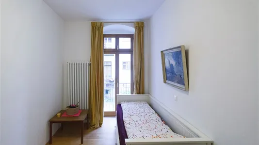 Apartments in Location is not specified - photo 8