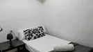 Room for rent, Barcelona Ciutat Vella, Barcelona, &lt;span class=&quot;blurred street&quot; onclick=&quot;ProcessAdRequest(10584134)&quot;&gt;&lt;span class=&quot;hint&quot;&gt;See streetname&lt;/span&gt;[xxxxxxxxxxxxx]&lt;/span&gt;