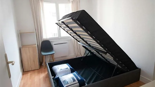 Rooms in Grenoble - photo 3