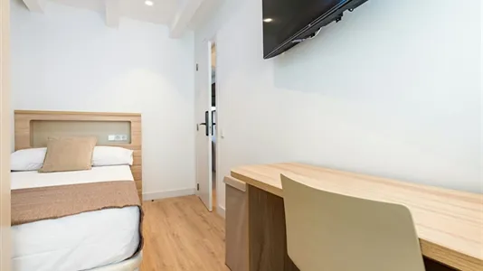 Rooms in Valencia Algirós - photo 3