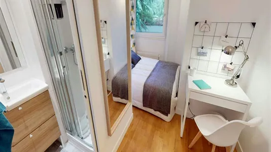 Rooms in Lyon - photo 2