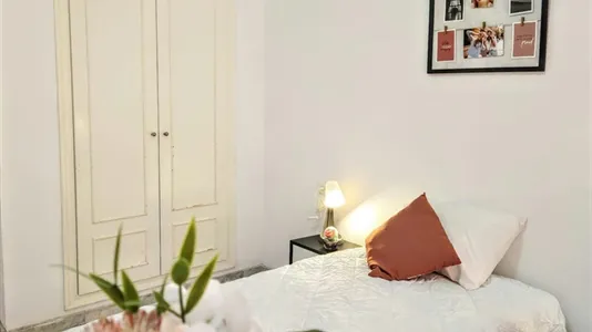 Rooms in Valencia Ciutat Vella - photo 4