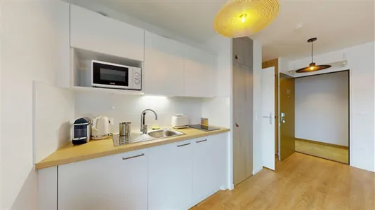 Apartments in L'Haÿ-les-Roses - photo 7