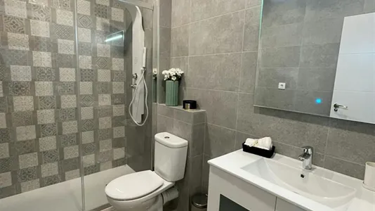 Rooms in Madrid Salamanca - photo 8