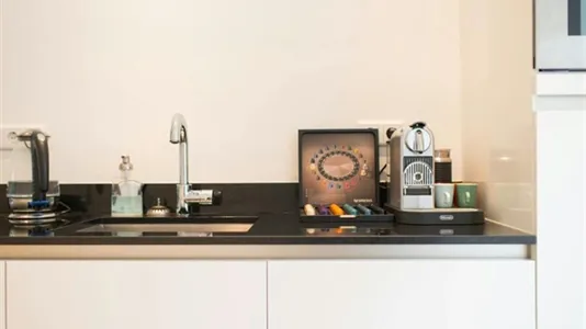 Apartments in Amsterdam Centrum - photo 8