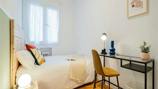 Rooms in Madrid Chamberí - photo 4