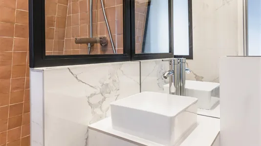 Apartments in Paris 9ème arrondissement - photo 7