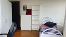 Room for rent, Turin, Piemonte, &lt;span class=&quot;blurred street&quot; onclick=&quot;ProcessAdRequest(7734881)&quot;&gt;&lt;span class=&quot;hint&quot;&gt;See streetname&lt;/span&gt;[xxxxxxxxxxxxx]&lt;/span&gt;
