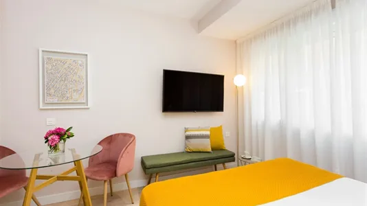 Apartments in Madrid Centro - photo 4