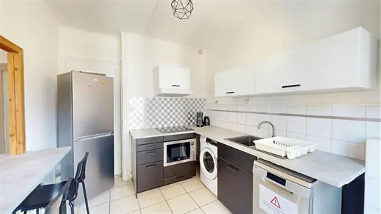 Apartments in Saint-Étienne - photo 3
