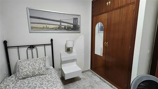 Rooms in Madrid Chamberí - photo 4