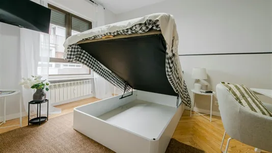 Rooms in Madrid Salamanca - photo 5