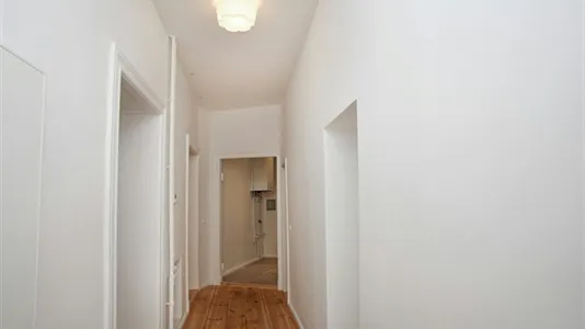 Rooms in Berlin Friedrichshain-Kreuzberg - photo 10