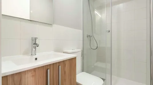 Rooms in Madrid Salamanca - photo 7