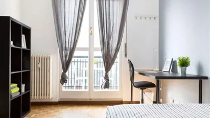 Room for rent in Buccinasco, Lombardia
