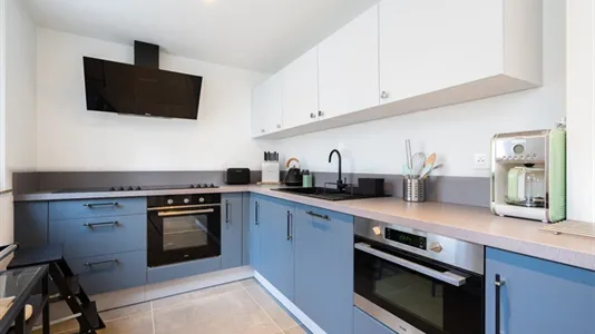 Rooms in Charleroi - photo 8