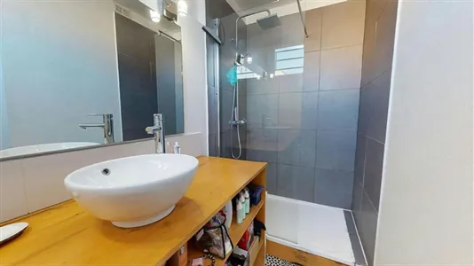 Rooms in Lyon - photo 10