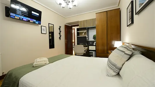 Rooms in Bilbao - photo 7