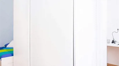 Room for rent in Milano Zona 9 - Porta Garibaldi, Niguarda, Milan