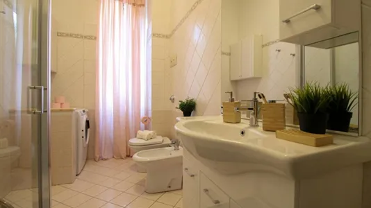 Rooms in Brescia - photo 8