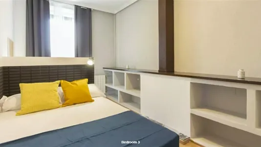 Rooms in Madrid Centro - photo 5
