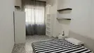 Room for rent, Bari, Puglia, &lt;span class=&quot;blurred street&quot; onclick=&quot;ProcessAdRequest(11849266)&quot;&gt;&lt;span class=&quot;hint&quot;&gt;See streetname&lt;/span&gt;[xxxxxxxxxxxxx]&lt;/span&gt;