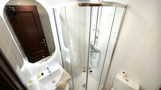 Rooms in Bilbao - photo 8