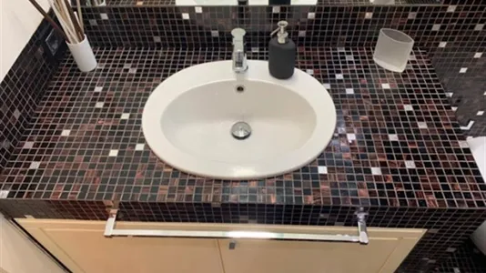 Rooms in Napoli Municipalità 2 - photo 9