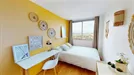 Room for rent, Lyon, Auvergne-Rhône-Alpes, &lt;span class=&quot;blurred street&quot; onclick=&quot;ProcessAdRequest(12892446)&quot;&gt;&lt;span class=&quot;hint&quot;&gt;See streetname&lt;/span&gt;[xxxxxxxxxxxxx]&lt;/span&gt;