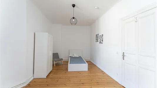 Rooms in Berlin Friedrichshain-Kreuzberg - photo 3