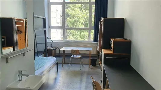 Apartments in Berlin Friedrichshain-Kreuzberg - photo 1