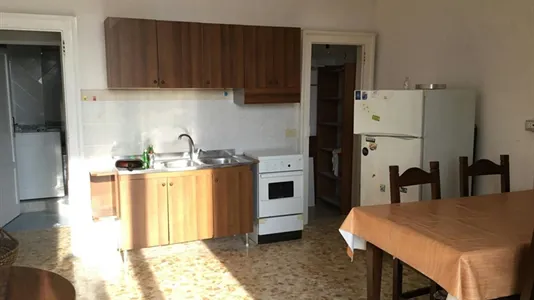 Rooms in Napoli Municipalità 1 - photo 8