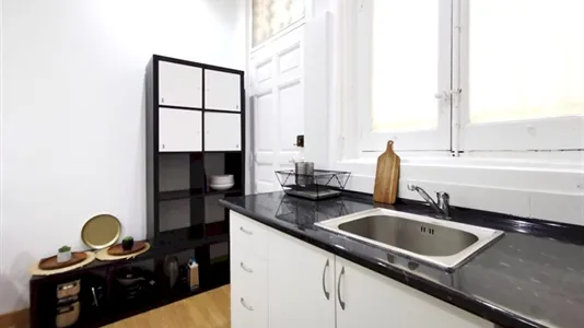 Rooms in Madrid Arganzuela - photo 9