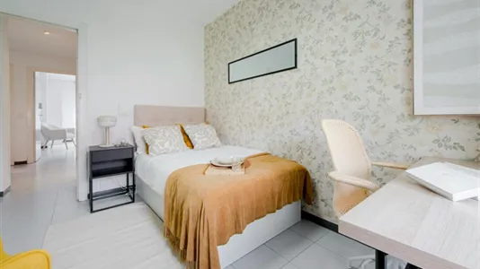 Rooms in Madrid Chamberí - photo 2