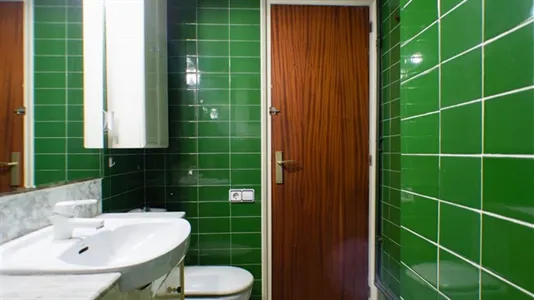 Rooms in Barcelona Eixample - photo 7