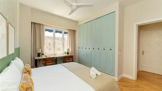 Rooms in Madrid Chamberí - photo 3