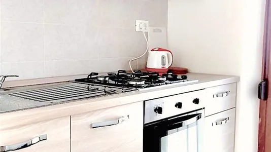 Rooms in Milano Zona 8 - Fiera, Gallaratese, Quarto Oggiaro - photo 4