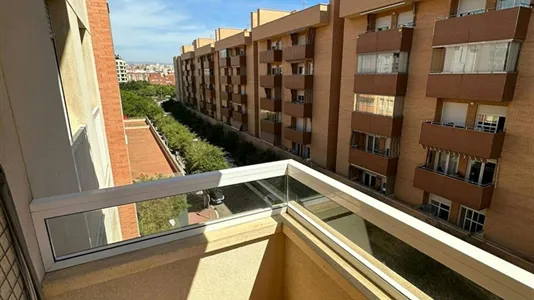 Rooms in Almería - photo 7