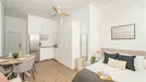 Room for rent, Madrid Usera, Madrid, &lt;span class=&quot;blurred street&quot; onclick=&quot;ProcessAdRequest(11817482)&quot;&gt;&lt;span class=&quot;hint&quot;&gt;See streetname&lt;/span&gt;[xxxxxxxxxxxxx]&lt;/span&gt;