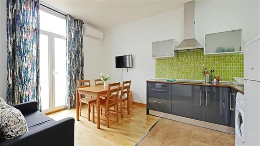 Rooms in Barcelona Ciutat Vella - photo 4