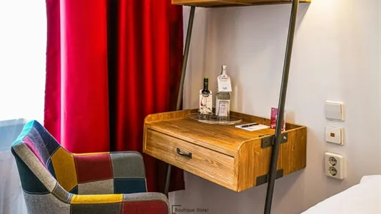 Rooms in Berlin Charlottenburg-Wilmersdorf - photo 4