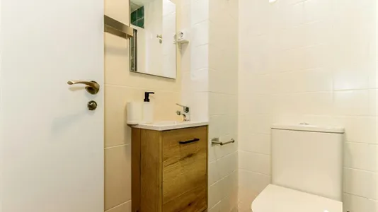 Rooms in Alcalá de Henares - photo 9