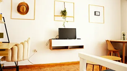 Apartment for rent in Athens Ano Petralona, Athens