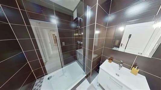 Rooms in Lyon - photo 10