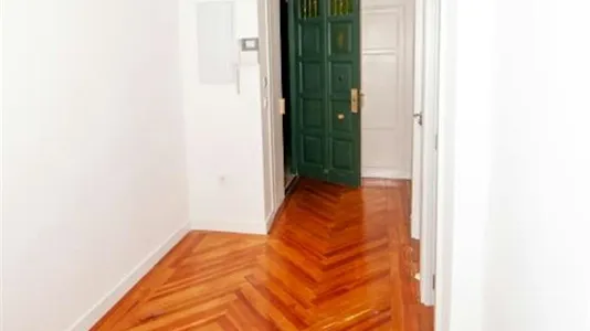 Rooms in Madrid Chamberí - photo 4